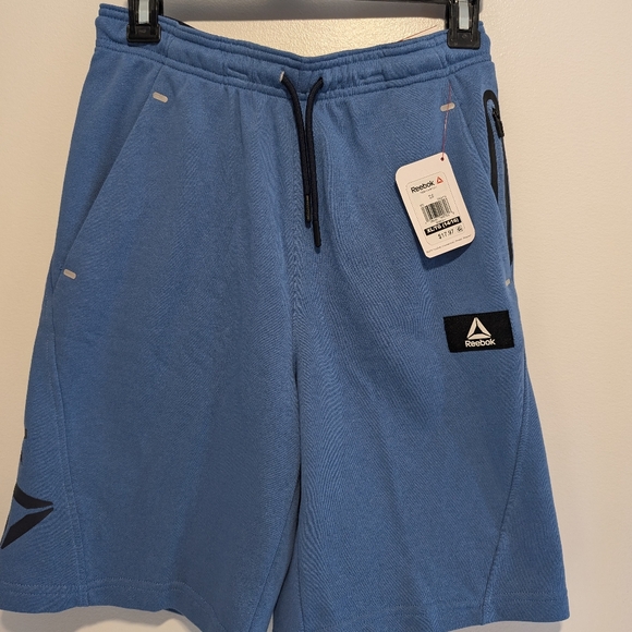 Teens Short - Picture 1 of 4